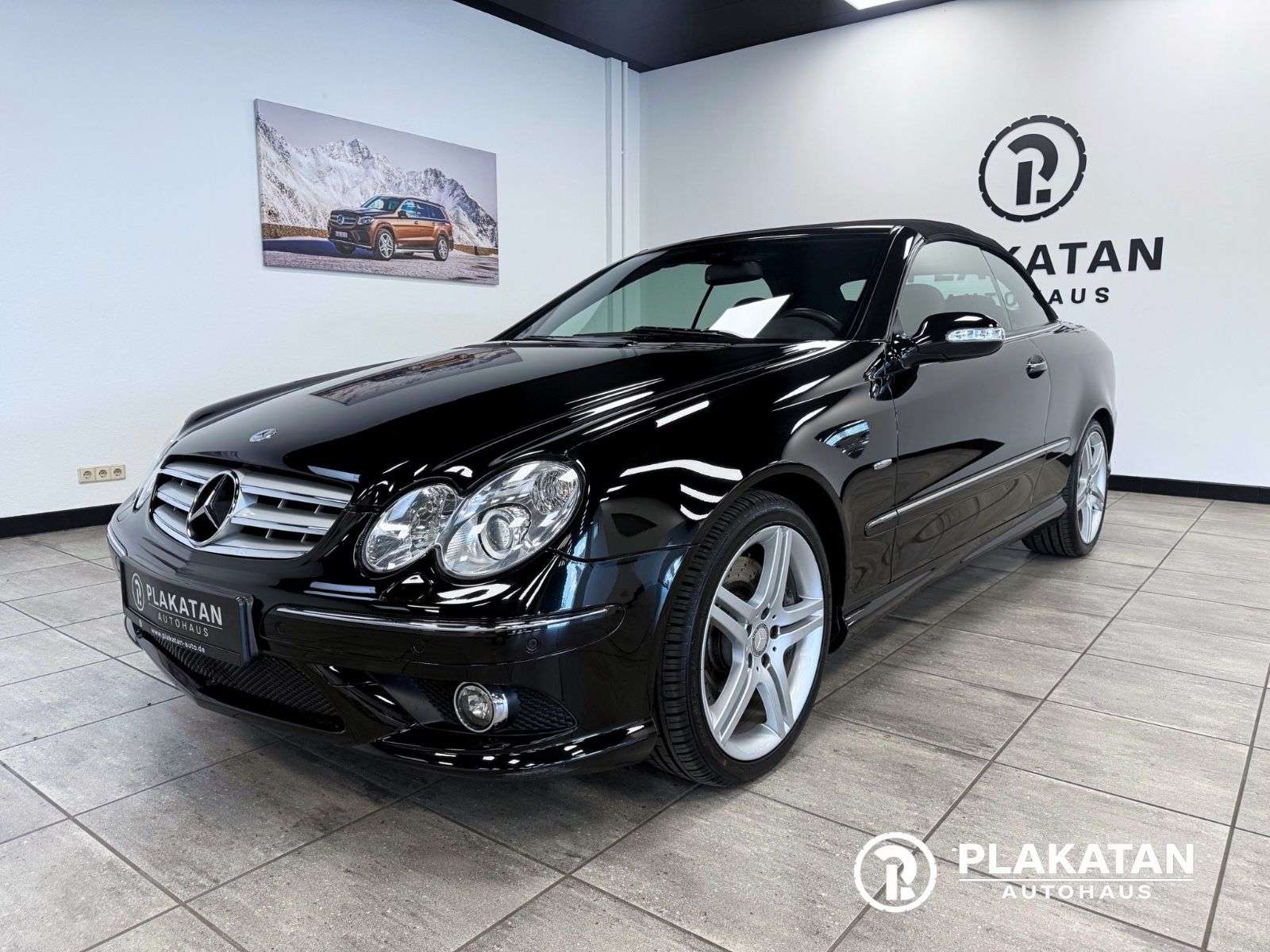 Second hand Mercedes Benz Clk-Class 