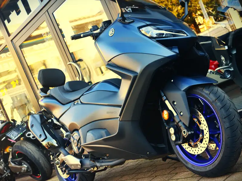 Yamaha TMAX 560 - foto 5