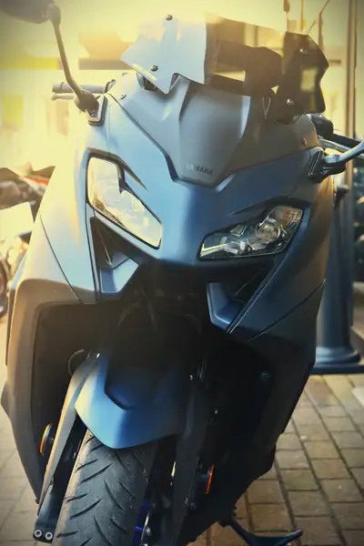 Yamaha TMAX 560 - foto 6