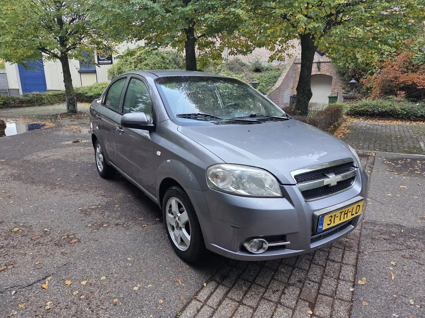 Chevrolet Aveo 1.4-16V Class automaat !! Szary - 1