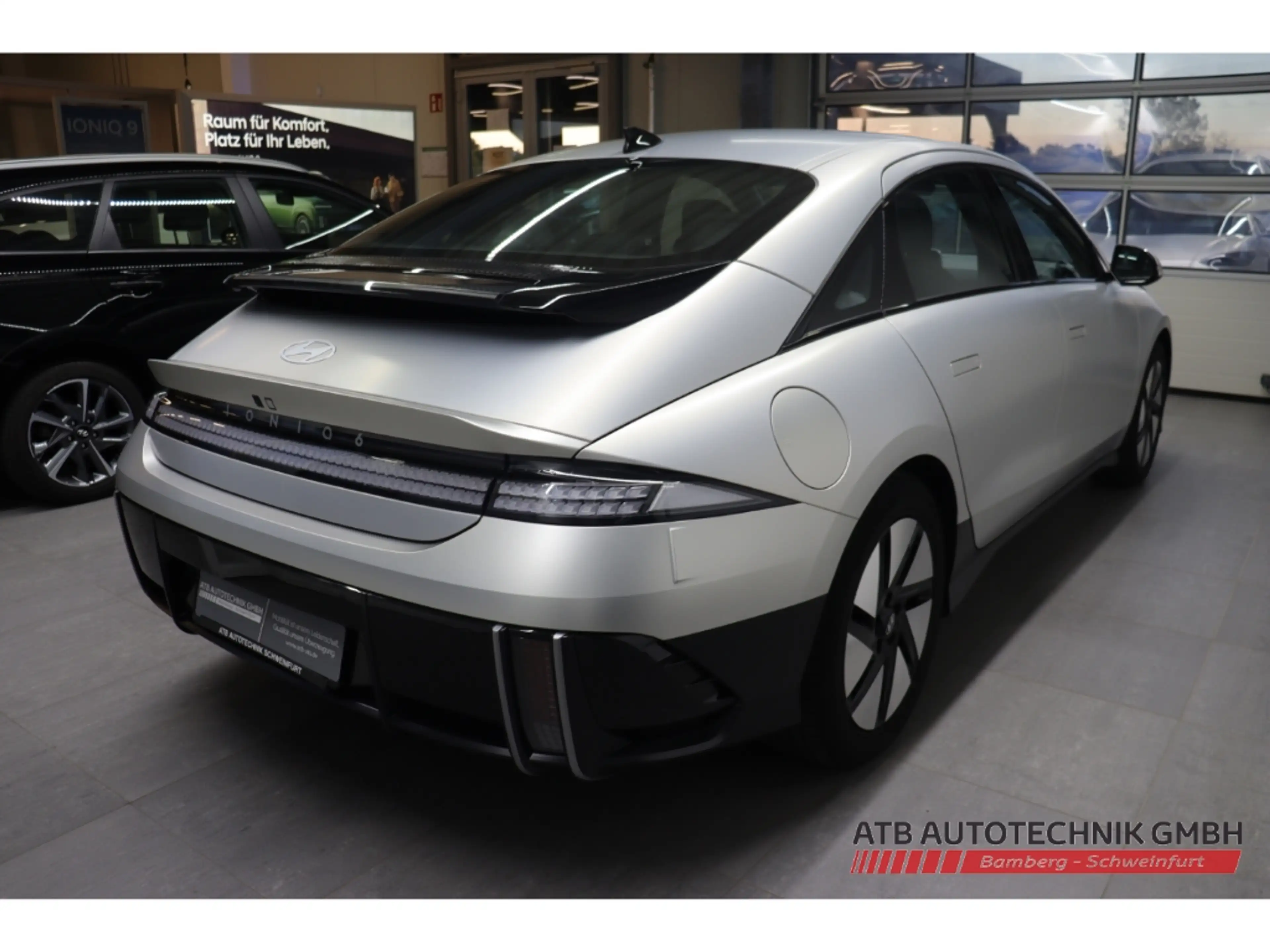 Hyundai IONIQ 6 77,4 kWh DYNAMIQ 97,1% SOH Navi LED ACC — photo 5