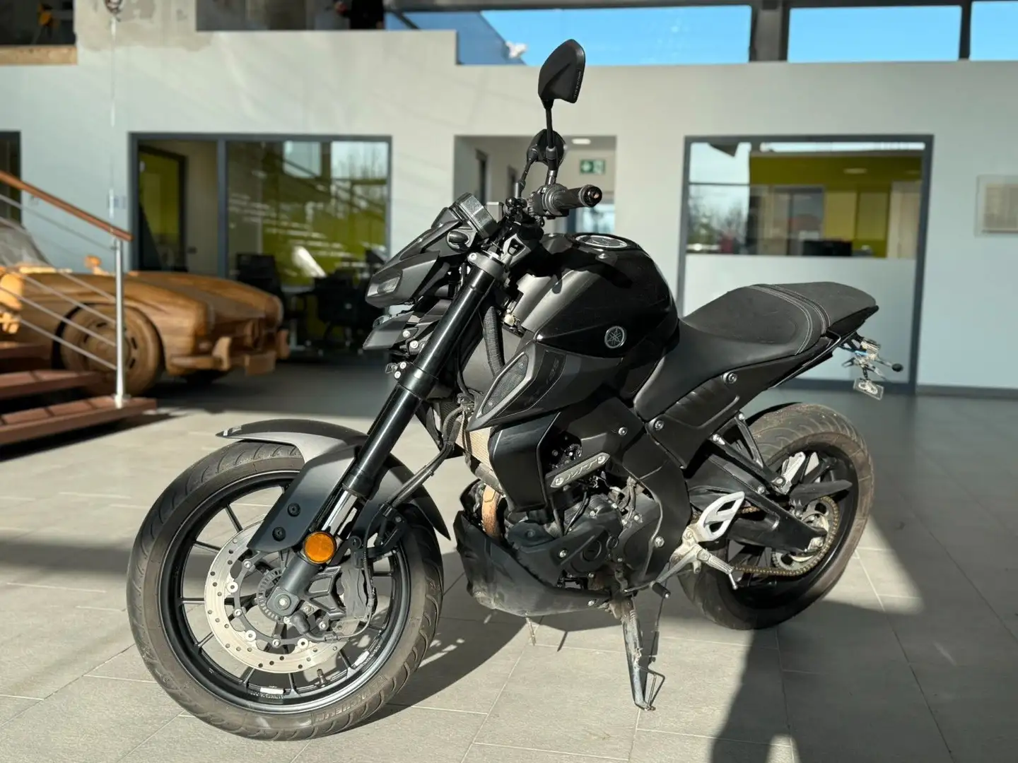 Yamaha XT 125 Zwart - 1