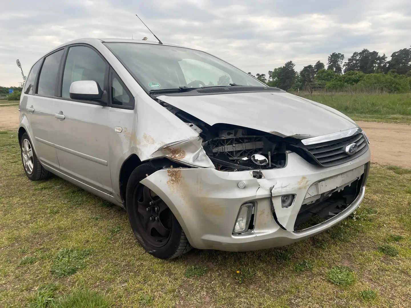 Ford C-Max 2.0 Aut. TÜV 2/26+AHK+KLIMA *Wildschaden vo-li* Silber - 2