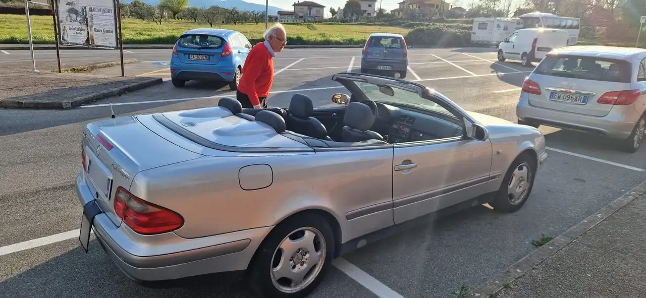 Mercedes-Benz CLK 200 Kompressor Cabrio – 192 CV – Iscrivibile ASI, foto 3