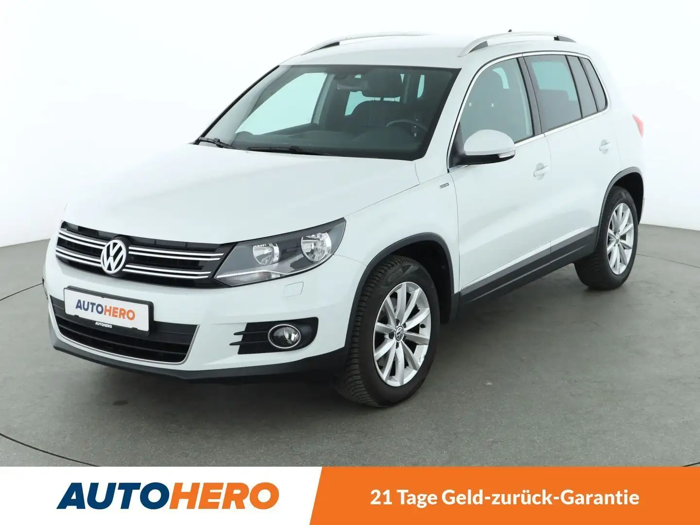 Volkswagen Tiguan 2.0 TDI Lounge Sport & Style BMT*NAVI*PDC*SHZ* Weiß - 1