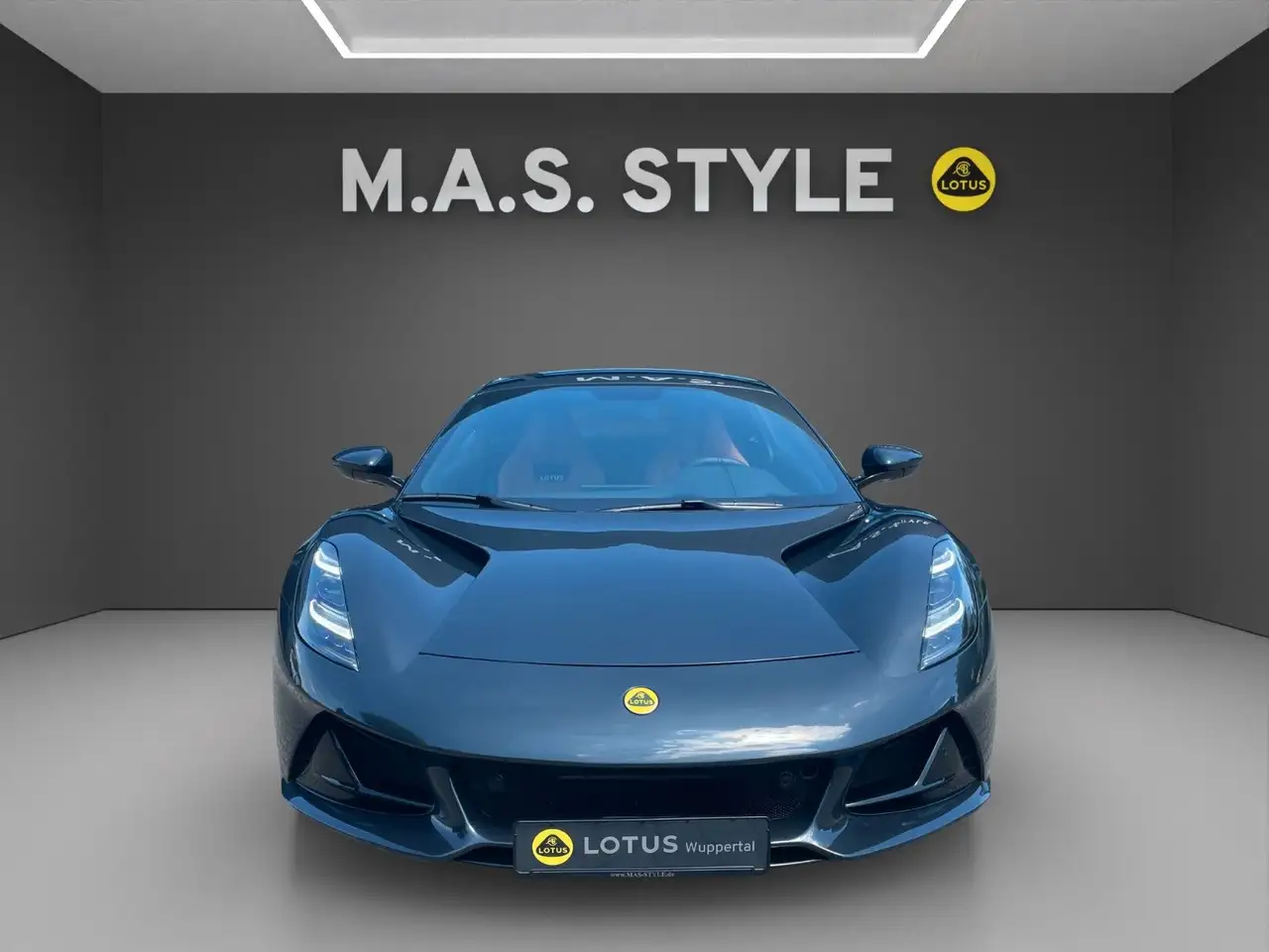 Lotus Emira 2023