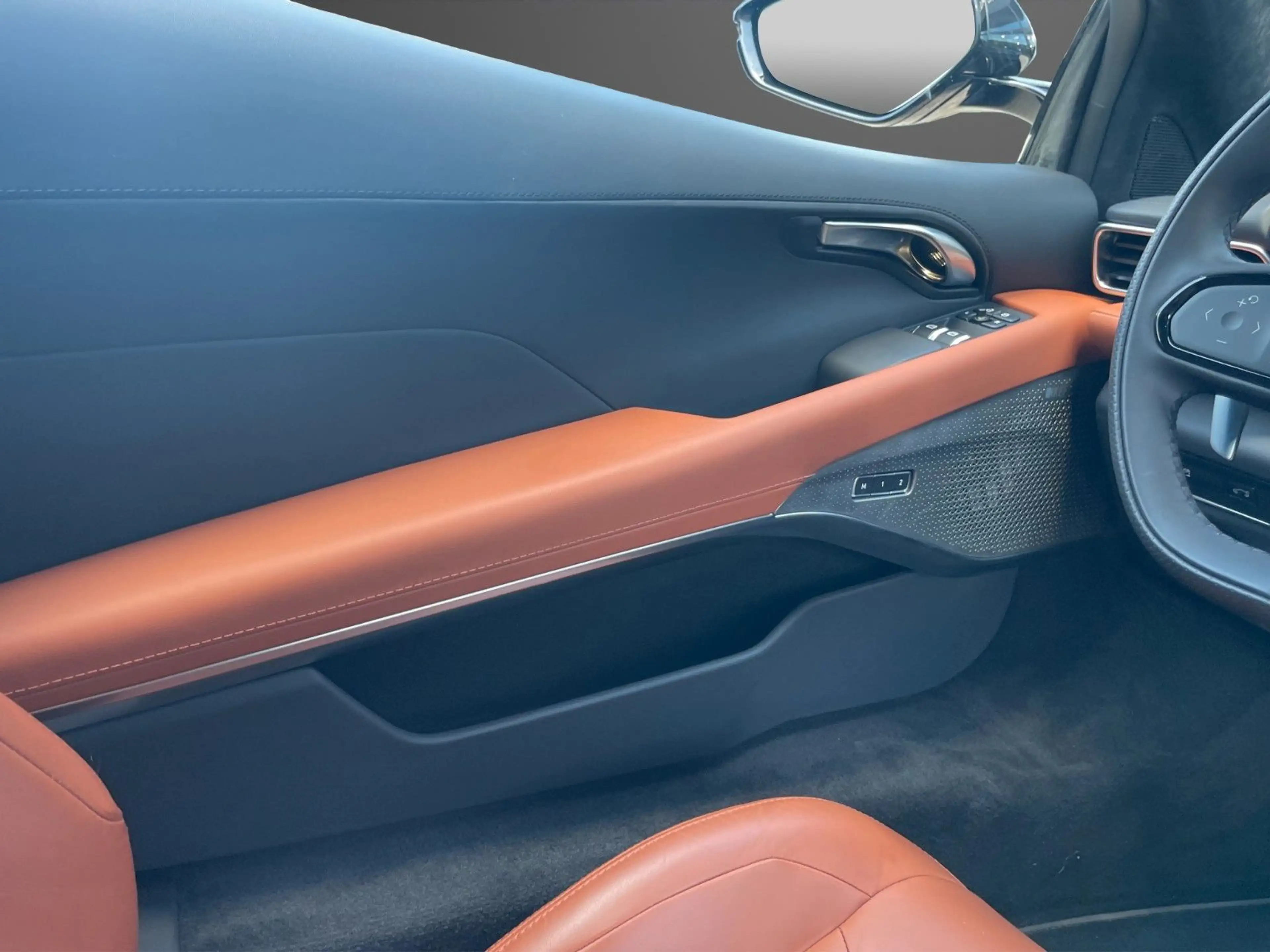 Lotus Emira V6 First Edition Automatik sehr selten — photo 15