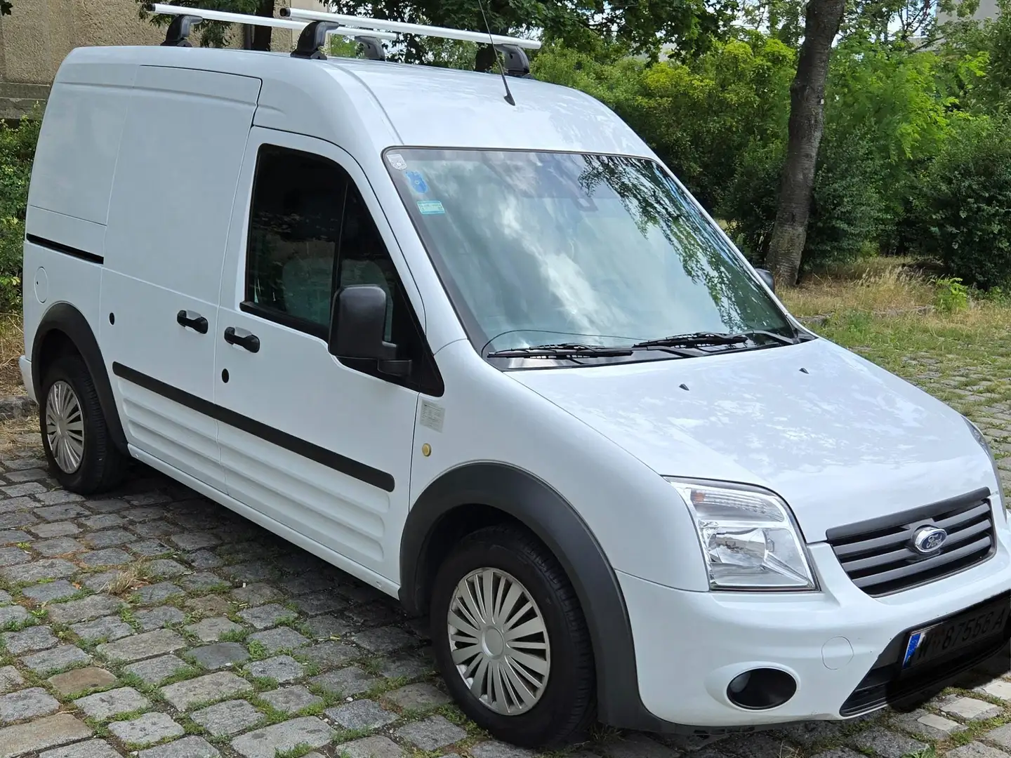 Ford Transit Connect 1,8 TDCi T230 L2, verlängerte Version Weiß - 2