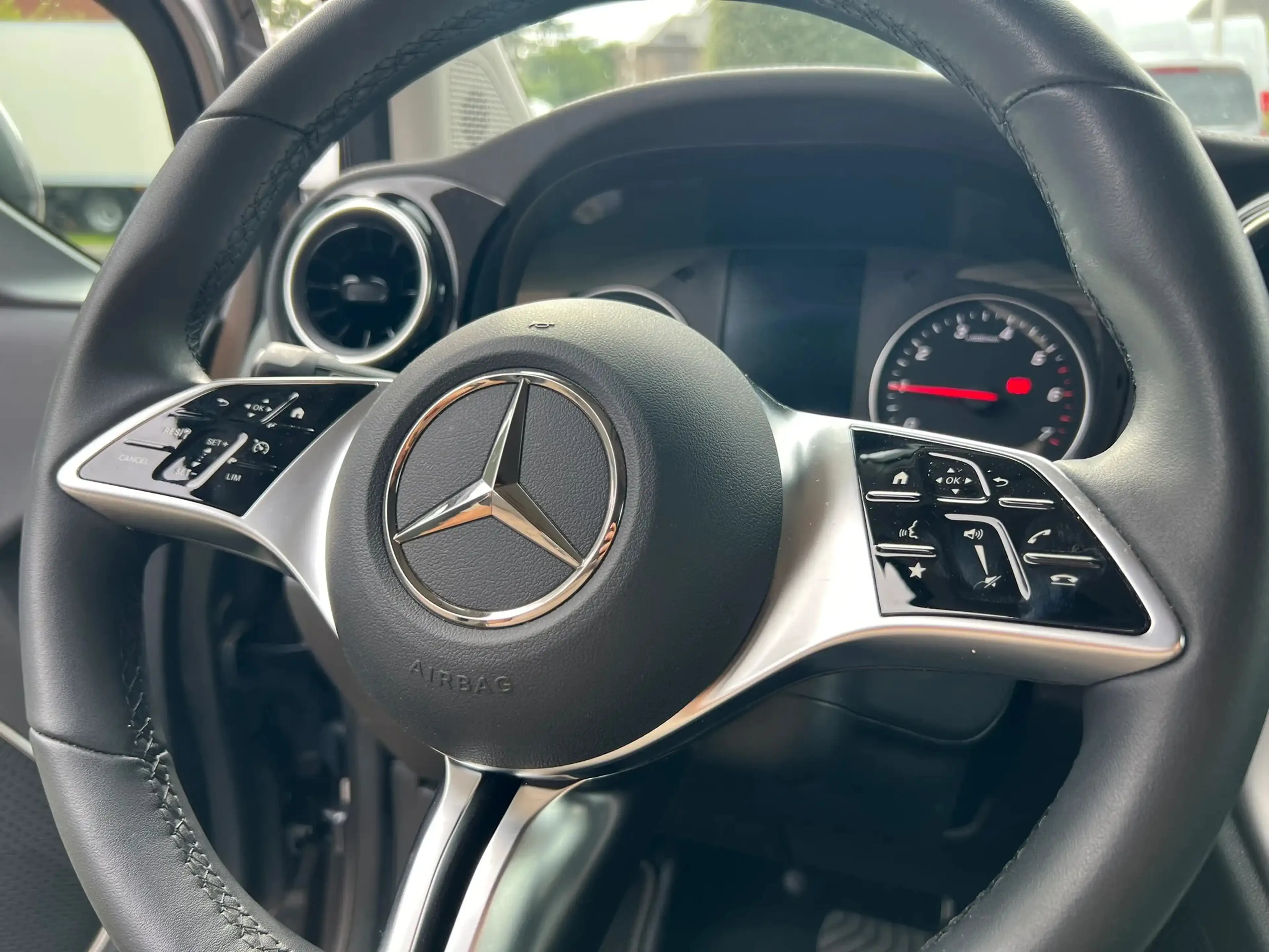 Mercedes-Benz T-Class 180 L2 FWD AUTO (31.000€ex.) — photo 13