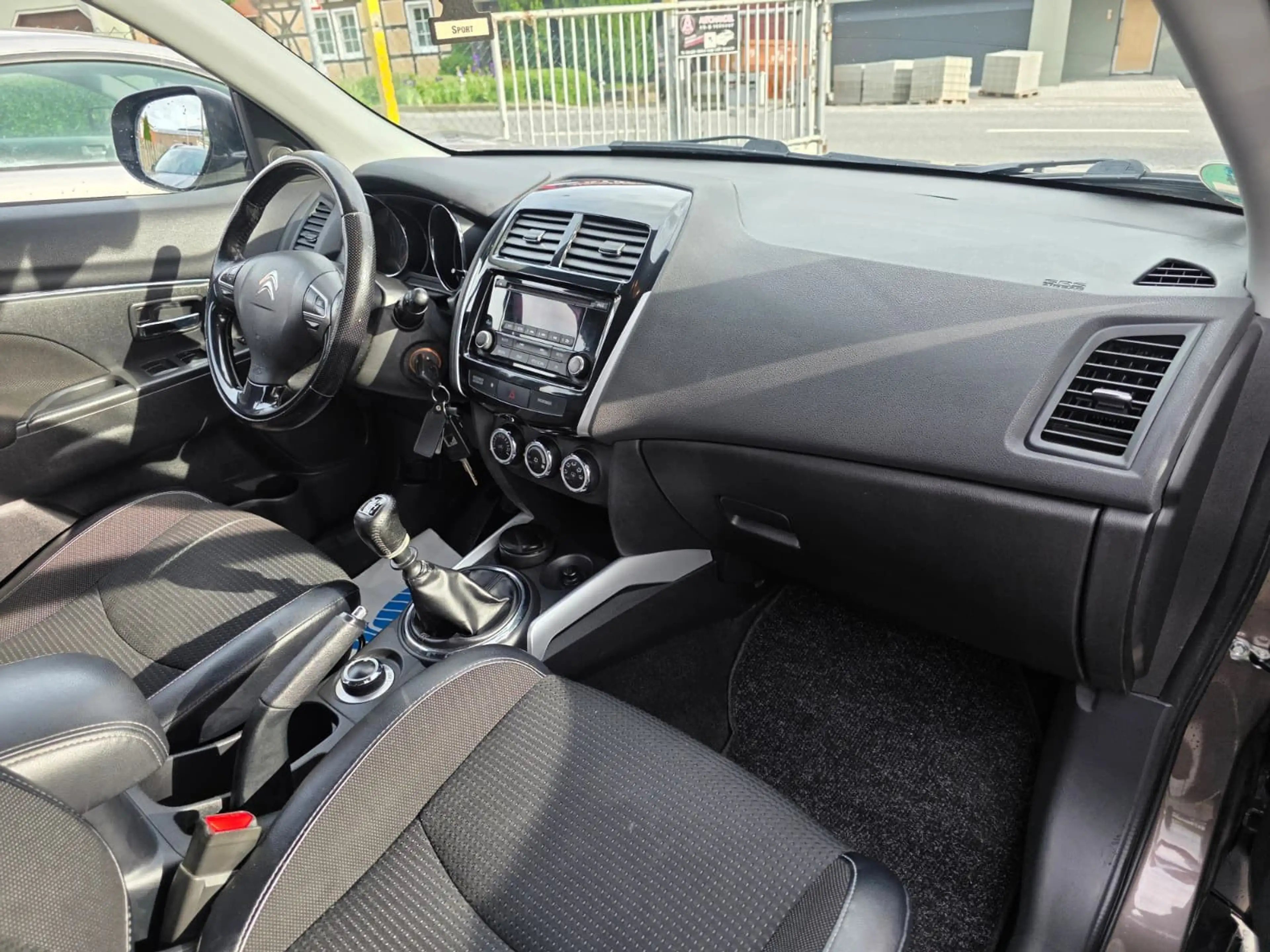 Citroen C4 Aircross Tendance 4x4 Anhängerkupplung — photo 13