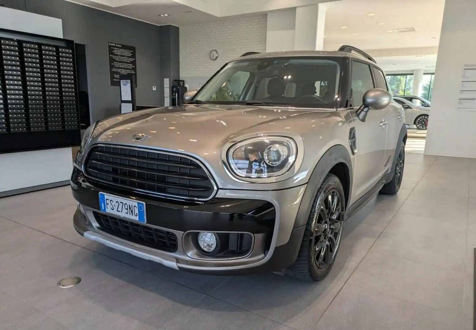 MINI One D Countryman 1.5 Baker Street Silver - 1
