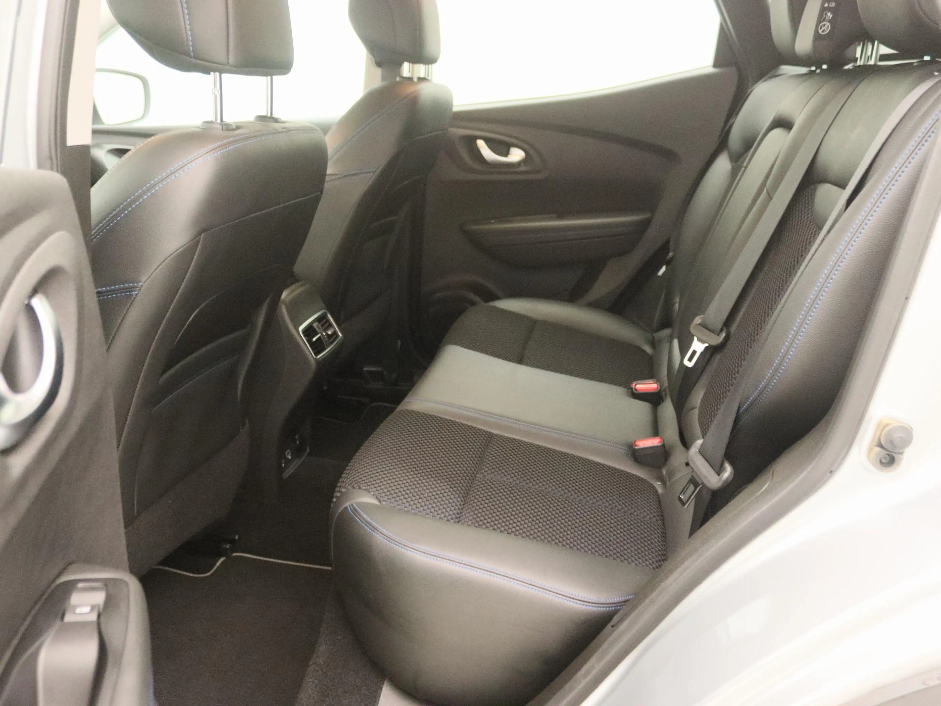 Renault Kadjar TCe 140 Limited | R-Link 2 Navigatiesysteem met An — photo 13
