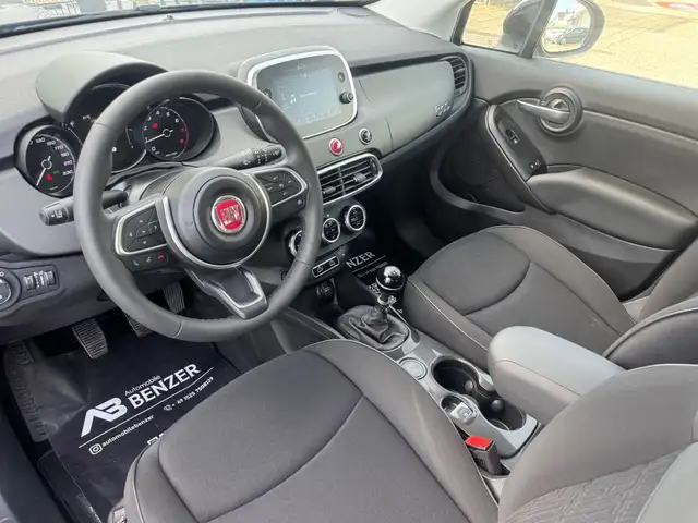 Fiat 500x view 12