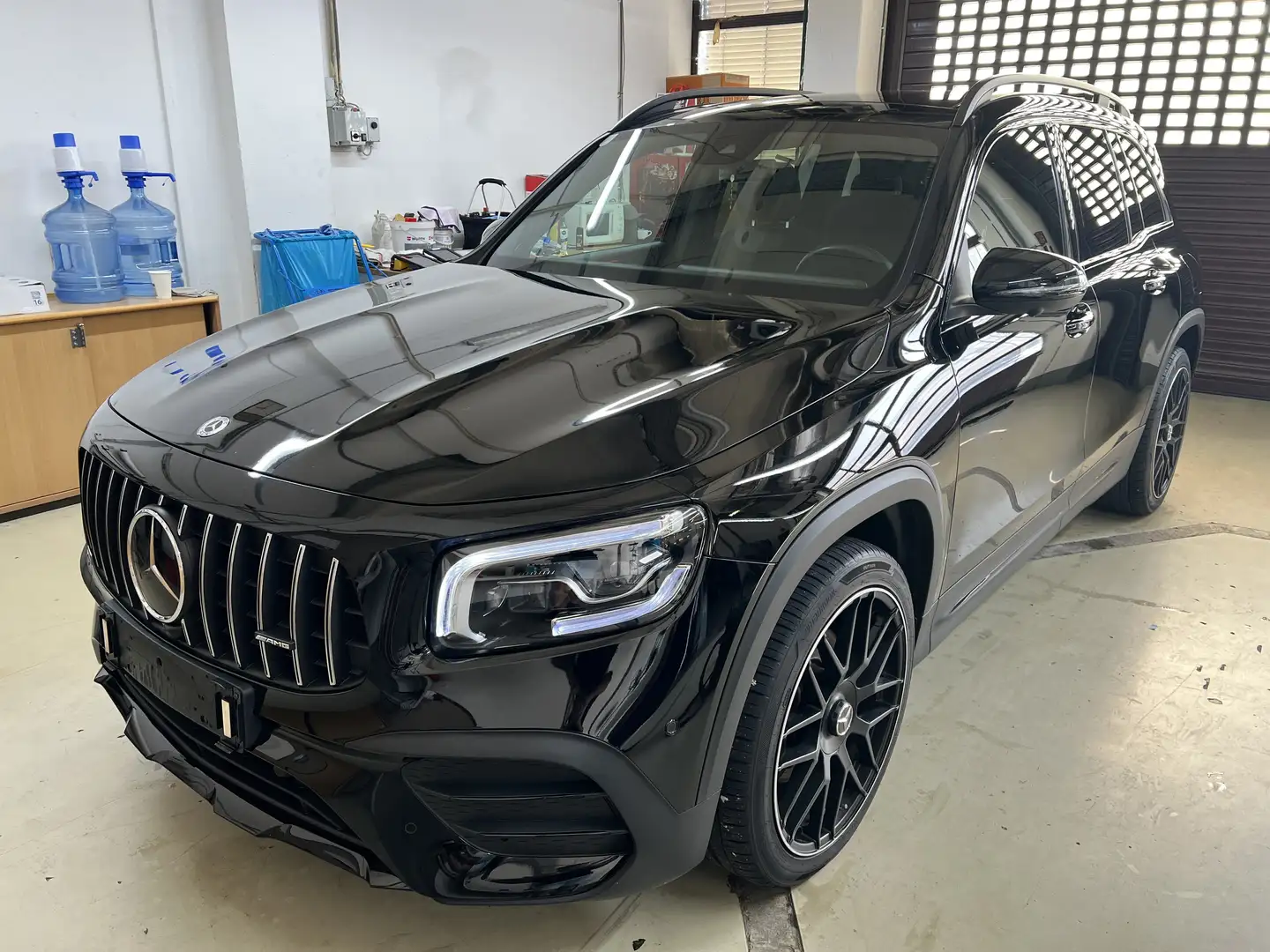 Mercedes-Benz GLB 200 d 4MATIC Aut. / 35 AMG Optik - 1