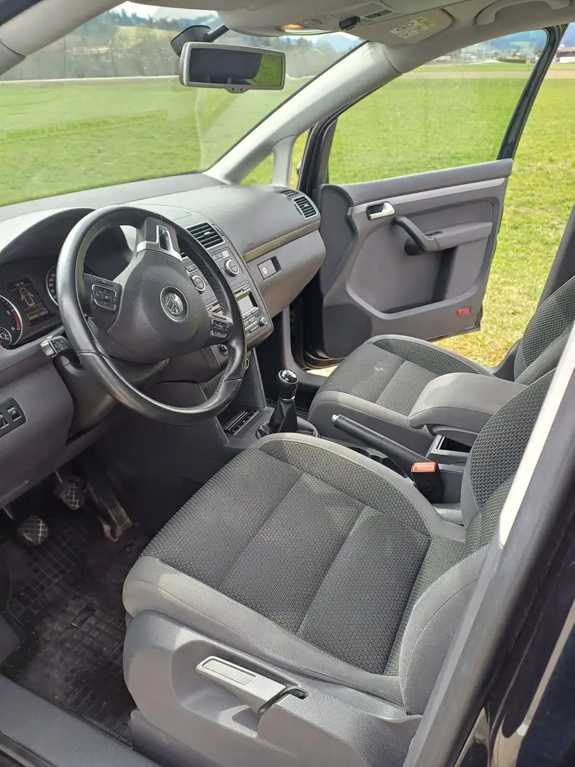 Volkswagen Touran Touran Karat 1,6 BMT TDI Karat Schwarz - 2