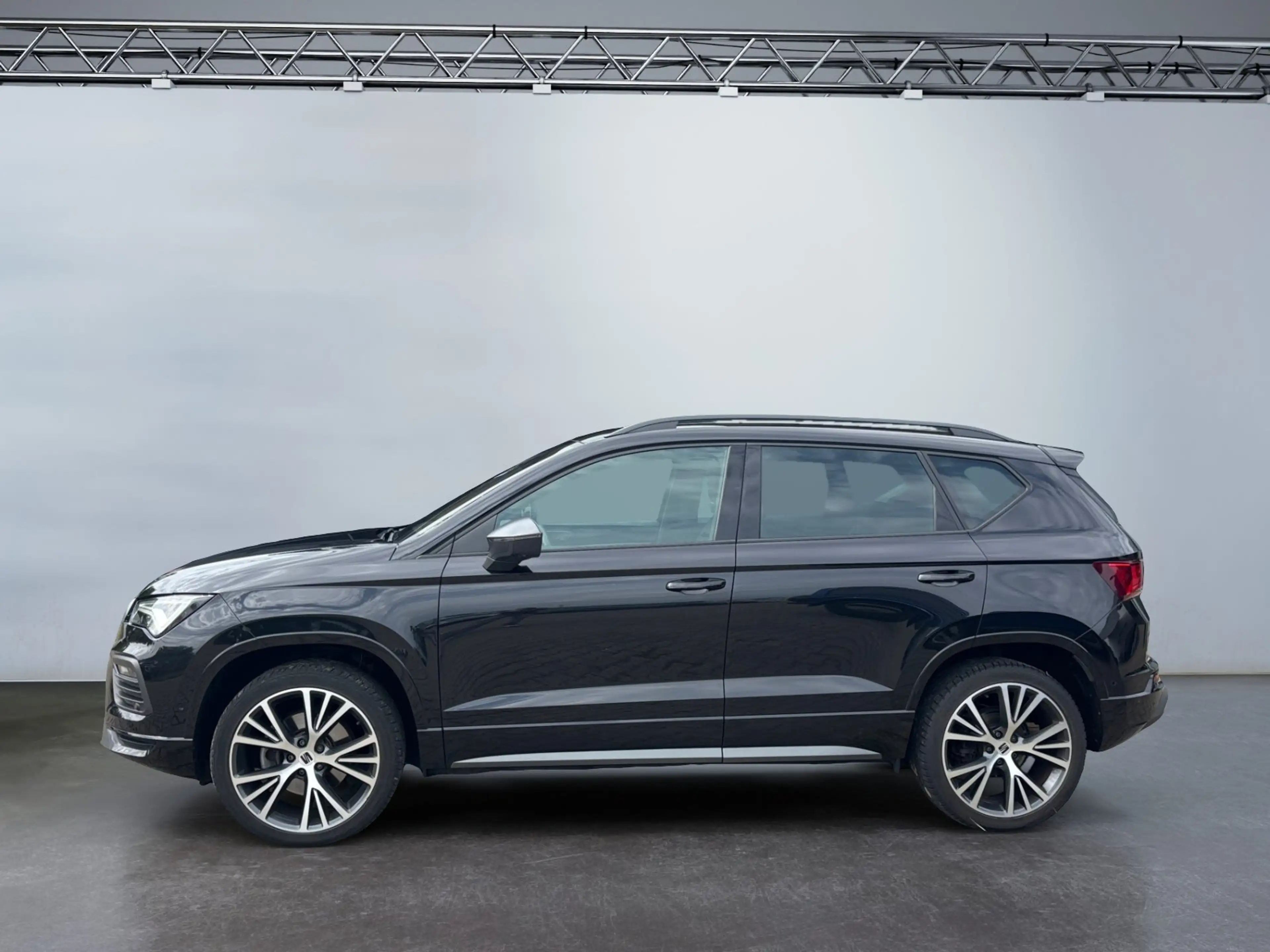 SEAT Ateca FR 2.0 TSI 4x4 DSG Beats Audio — photo 3