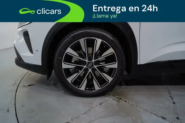 Renault Austral view 11