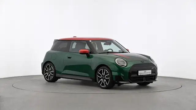 MINI Cooper E J01 HC0
