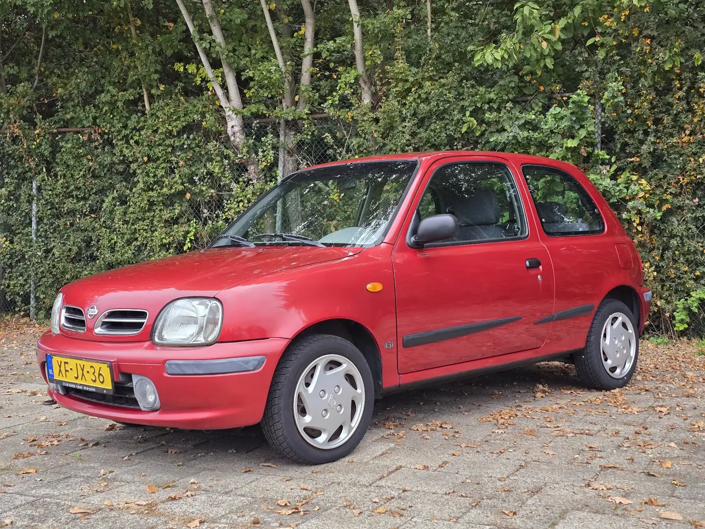 Nissan Micra 1.3 GX N-CVT Rood - 1