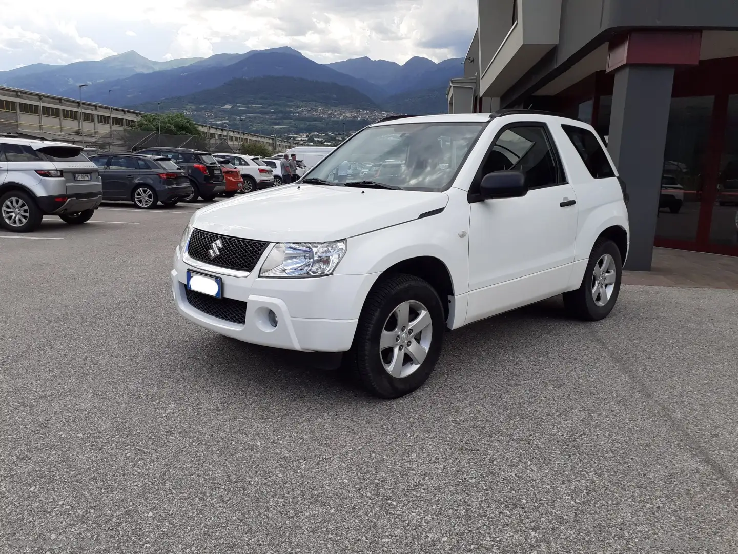 Suzuki Grand Vitara 1.6 16V 3p. Bianco - 2