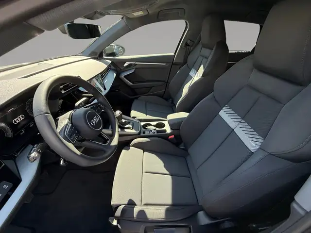 Audi A3 view 9