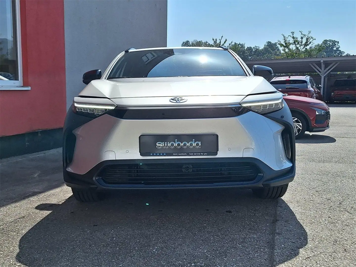 Toyota bZ4X 150kw inkl. Comfort-Paket, 4x2 Silber - 2