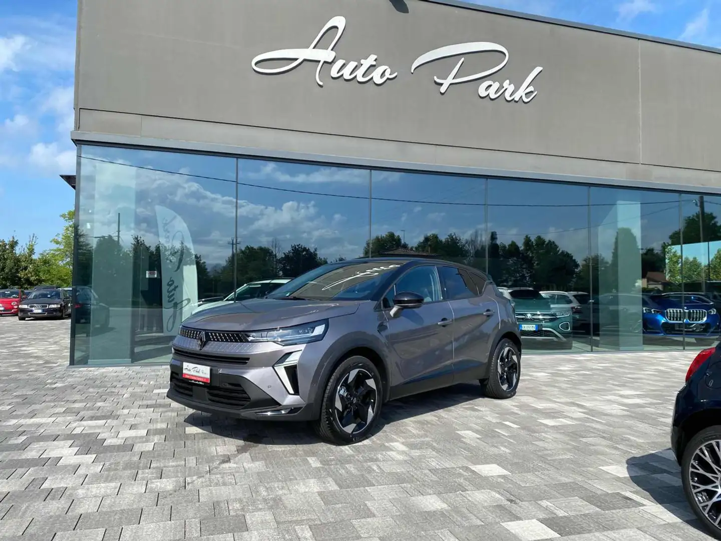 Renault Captur ECO-G 100 CV Techno Grijs - 1