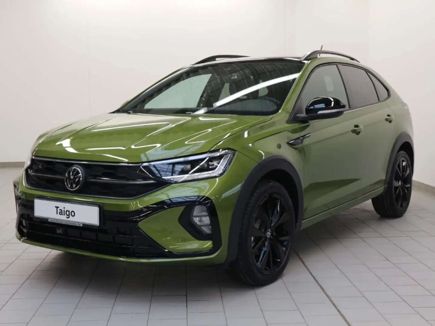 Volkswagen Taigo 1.0 TSI OPF R-Line Black Style Grün - 2