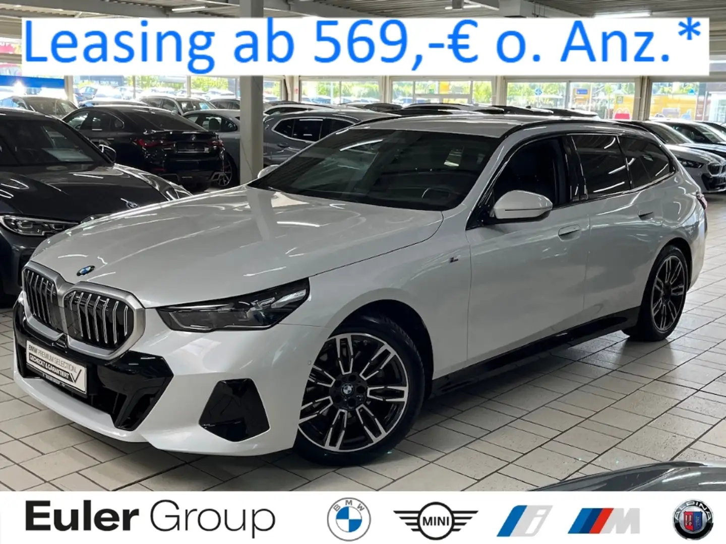 BMW 520 d xDrive Touring M Sport AHK StandHzg Travel+Comf. Weiß - 1