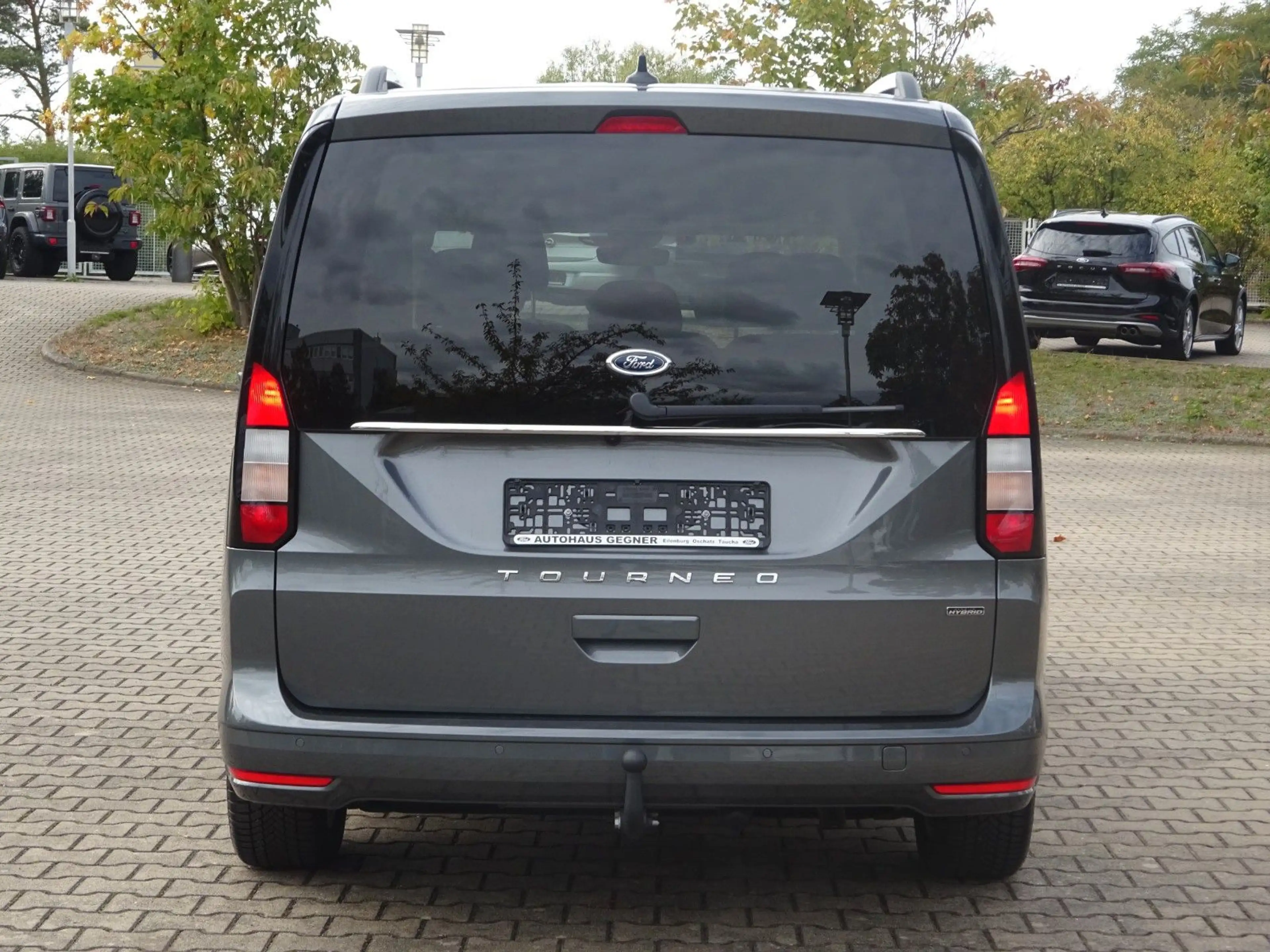 Ford Grand Tourneo Connect PHEV 150PS Autm. Titanium — photo 10