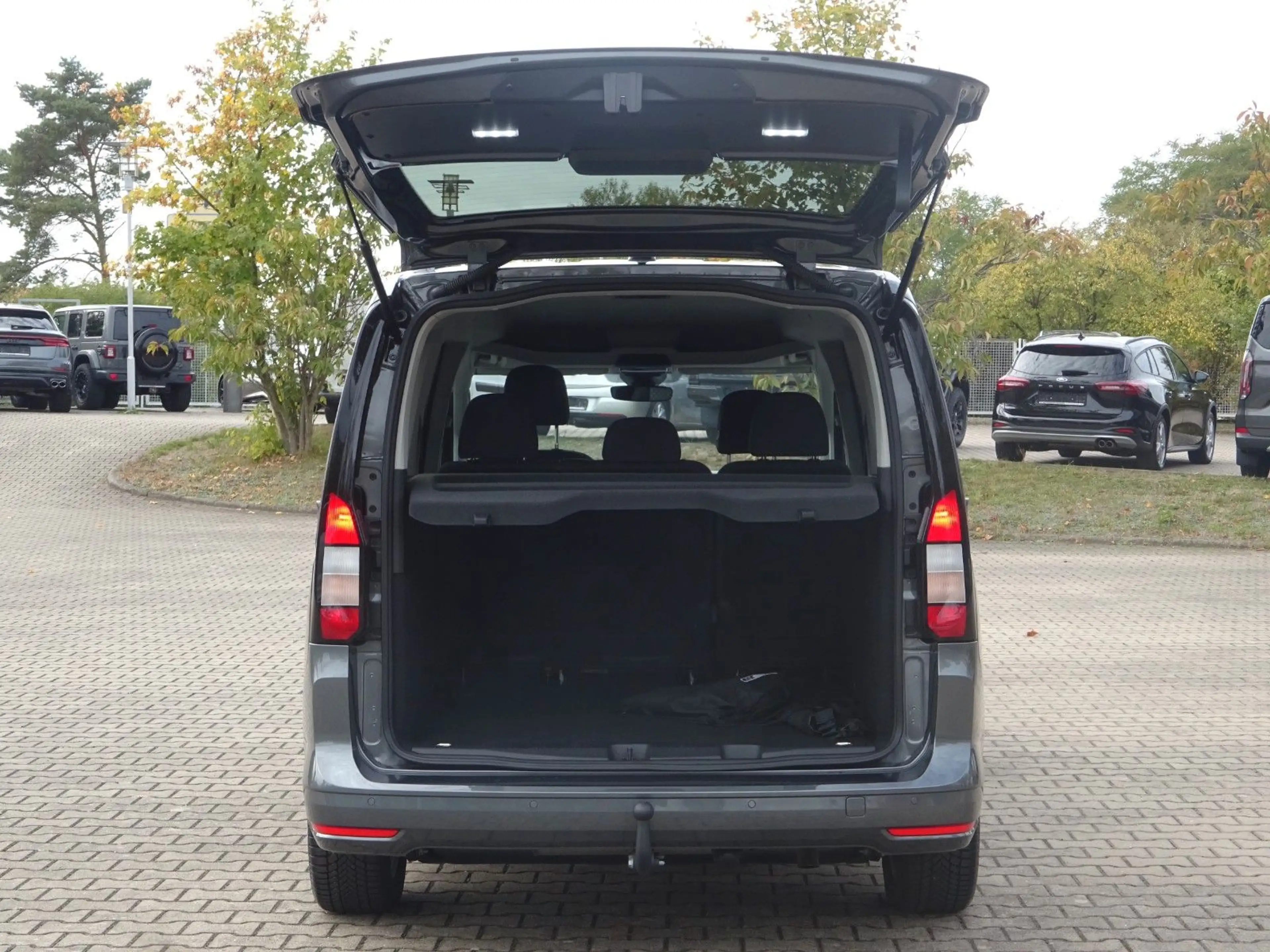 Ford Grand Tourneo Connect PHEV 150PS Autm. Titanium — photo 6