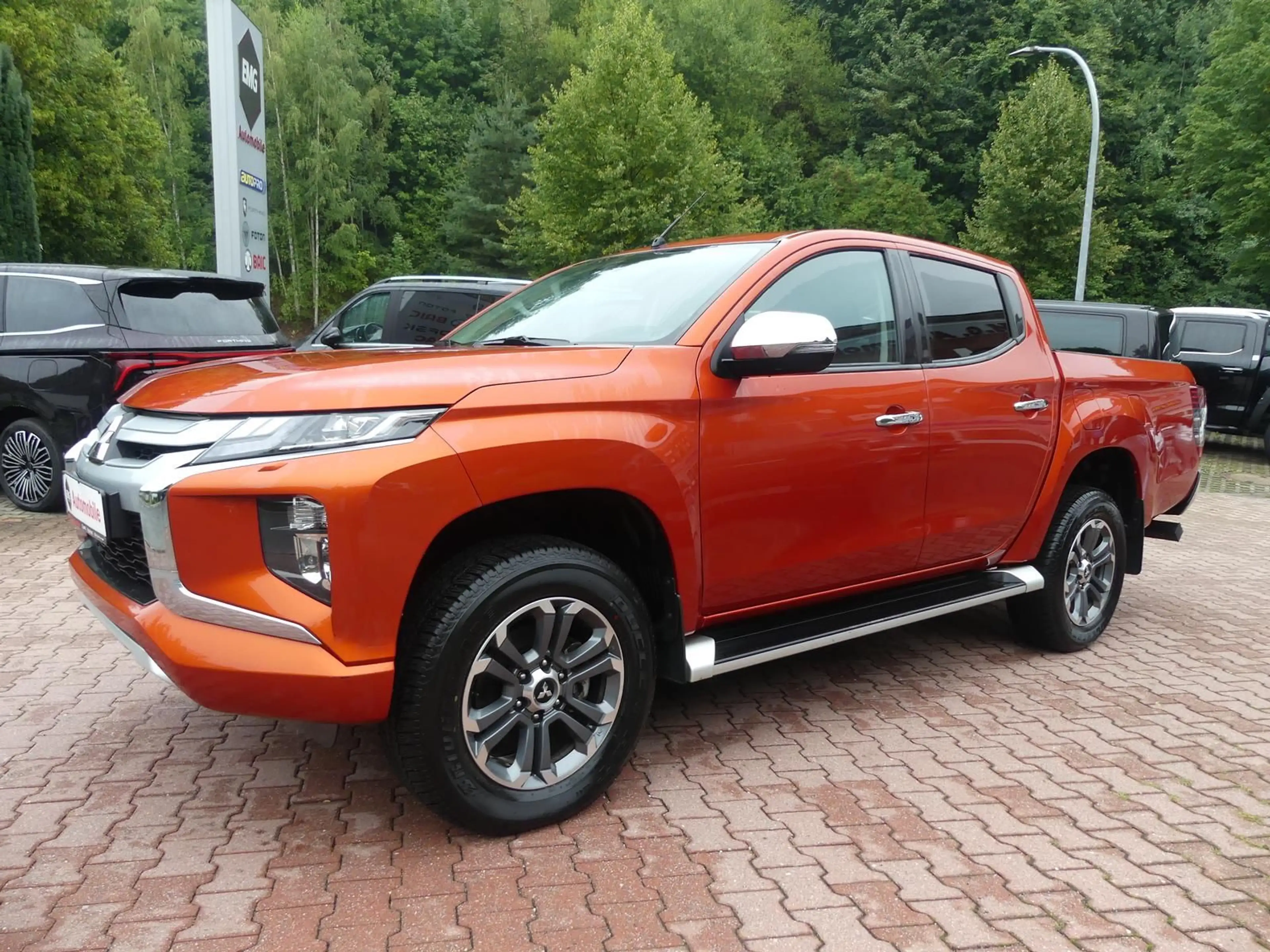 Mitsubishi L200 *DoKa*4WD*Klima*Sitzhzg*LED*Kam*AHK