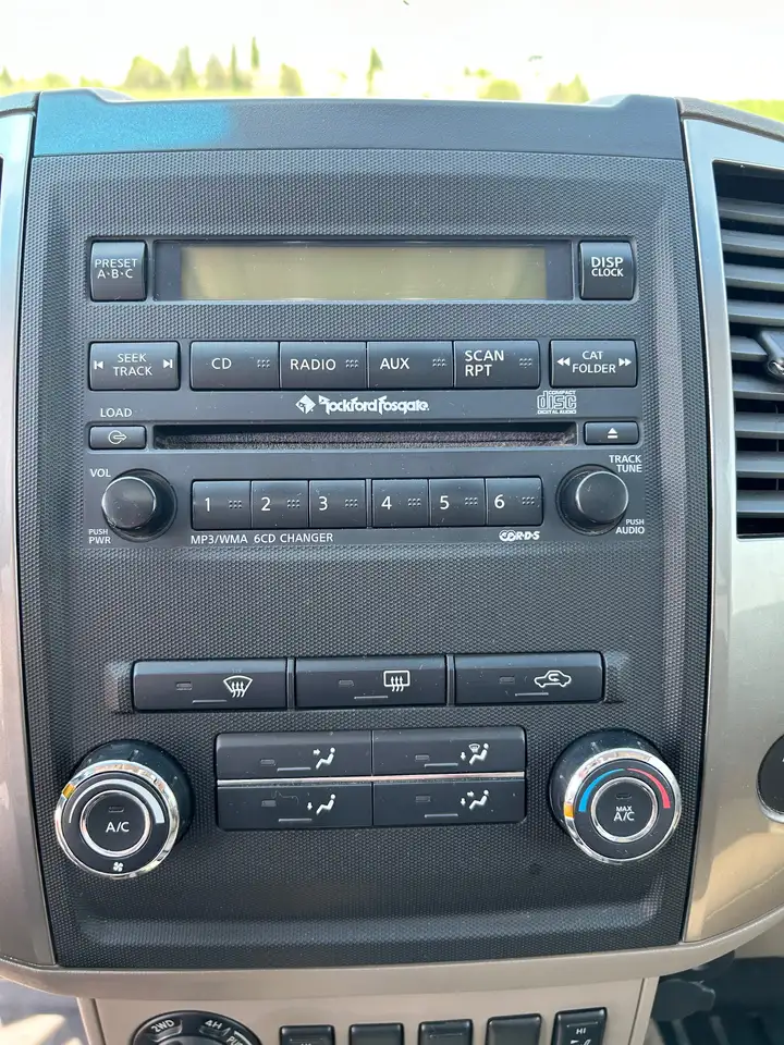 Nissan Frontier снимка Nissan Frontier