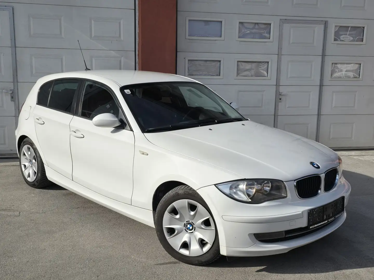 BMW 116 116i Österreich-Paket Weiß - 2