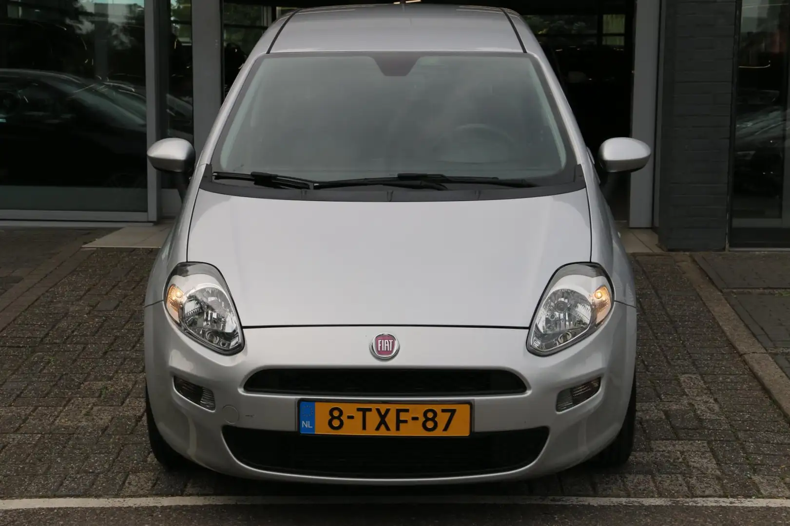 Fiat Punto Evo 0.9 TwinAir Street Grau - 2