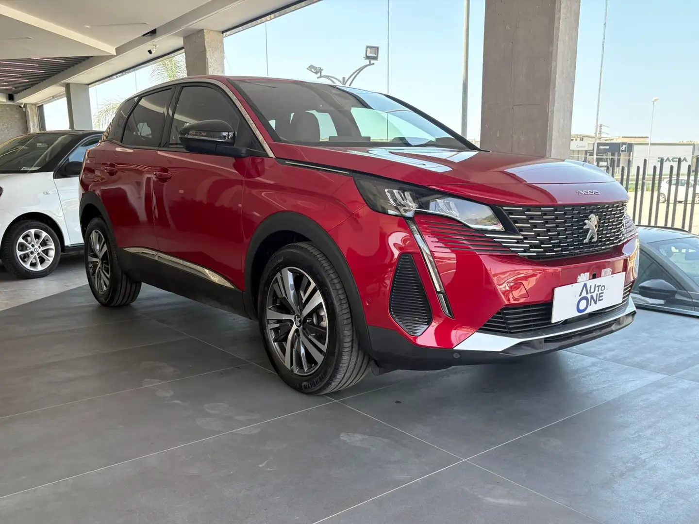 Peugeot 3008 1.2 PureTech 130Cv Allure Rosso - 1