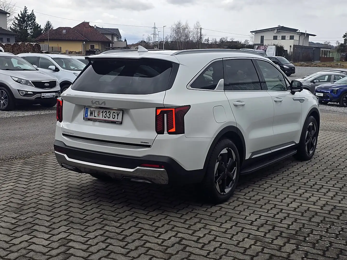Kia Sorento 1,6 T-GDi Plug-In Hybrid GPF AWD Platin Aut. 7-... Weiß - 2