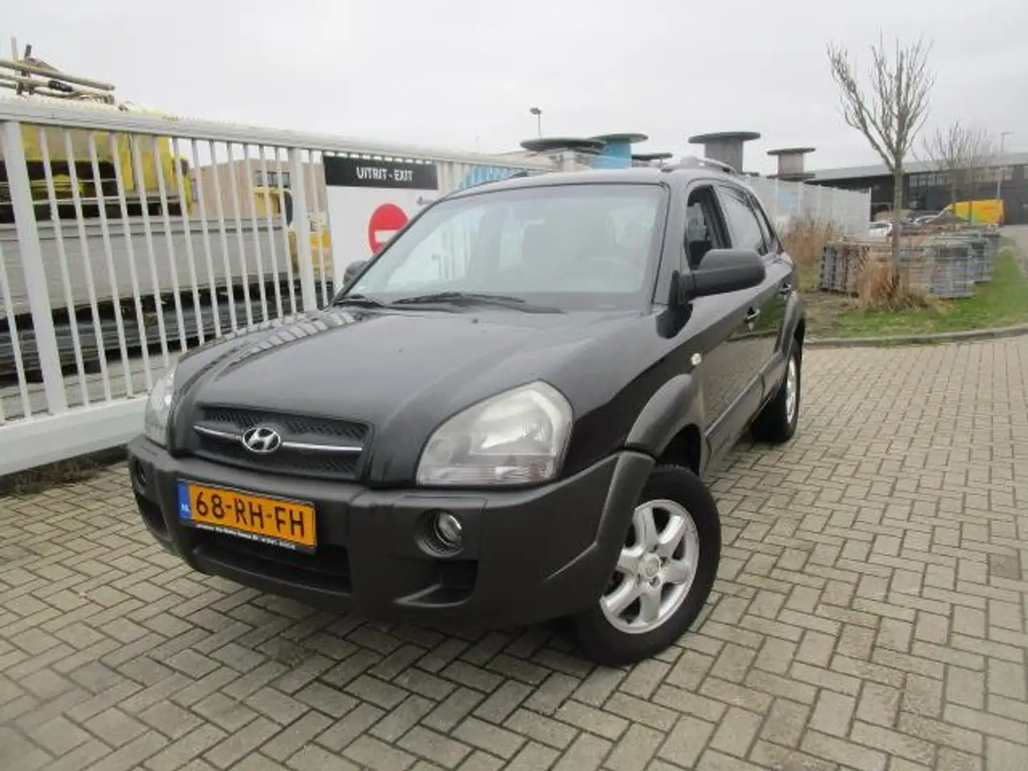 Hyundai TUCSON 2.0i Active Noir - 1