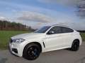 BMW X6 M 50d *DRIVING-ASSISTANT+*EL.GLAS-SD*AHK*H/K-SOUND* Biały - thumbnail 1