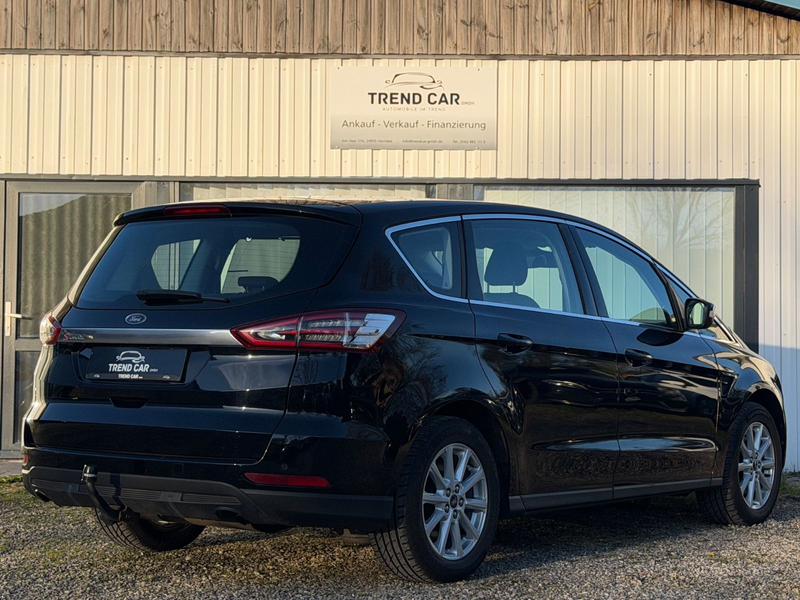 Ford S-Max S-MAX Titanium Ambiente PDC CarPlay 7 Sitze — photo 5