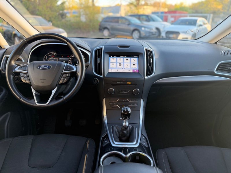 Ford S-Max S-MAX Titanium Ambiente PDC CarPlay 7 Sitze — photo 12