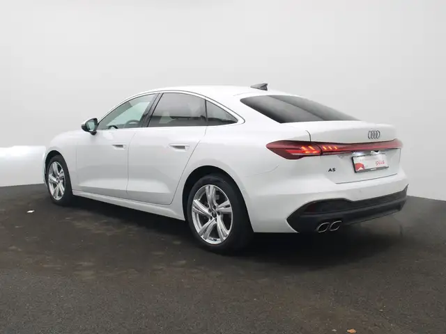 Audi A5 view 5