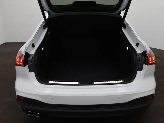 Audi A5 view 8