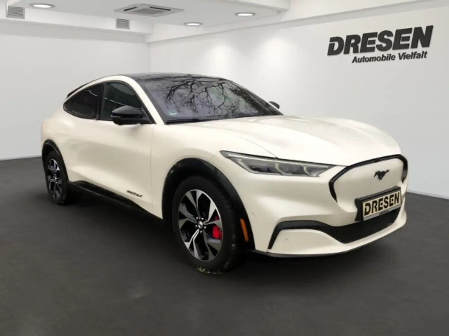 Ford Mustang Mach-E Extended Range Premium AWD + Memory Sitze + Keyles Bianco - 2