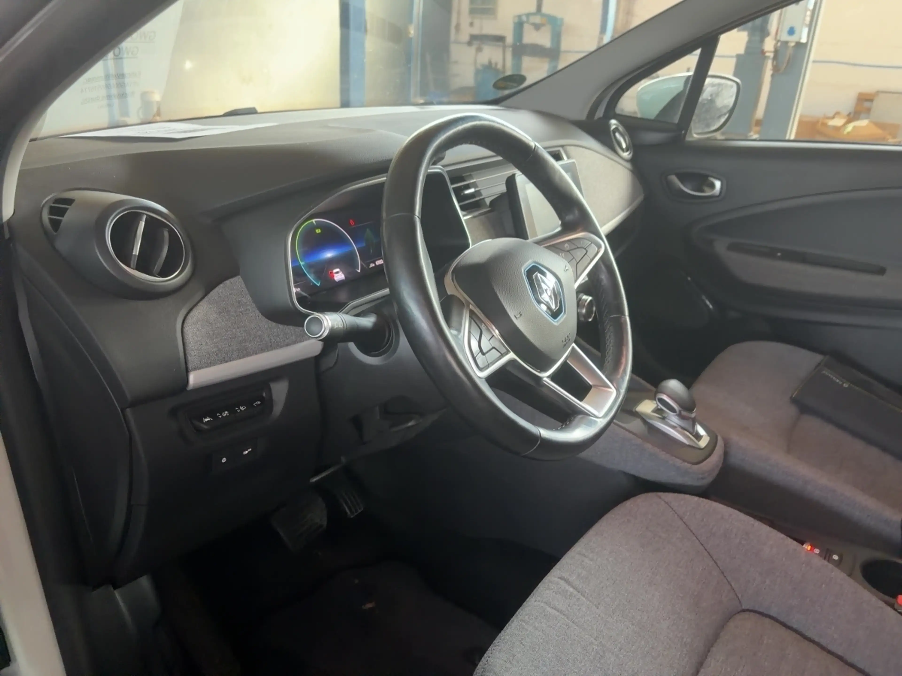 Renault ZOE Z.E.50 EXPERIENCE Klima PDC — photo 13