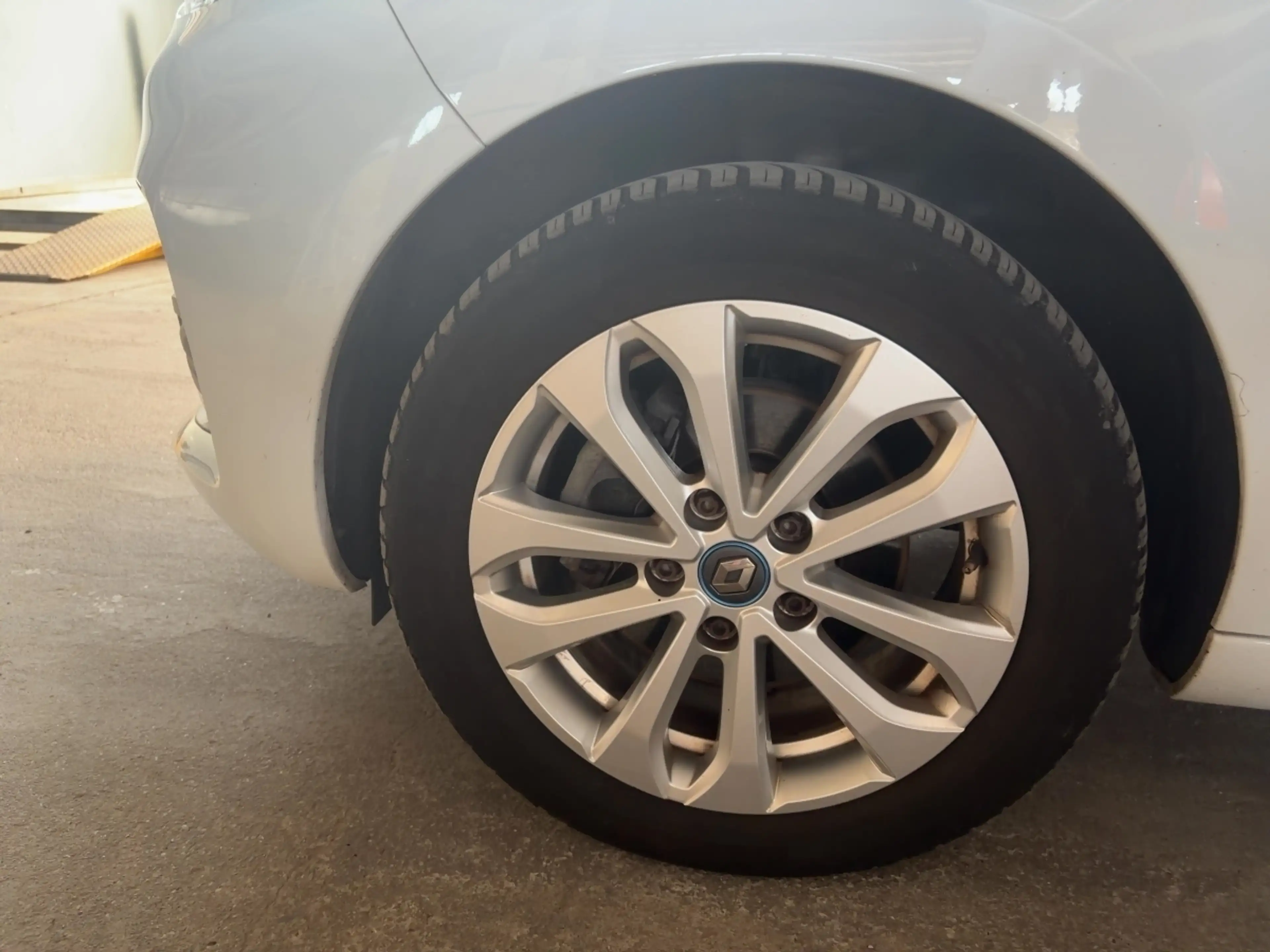 Renault ZOE Z.E.50 EXPERIENCE Klima PDC — photo 12