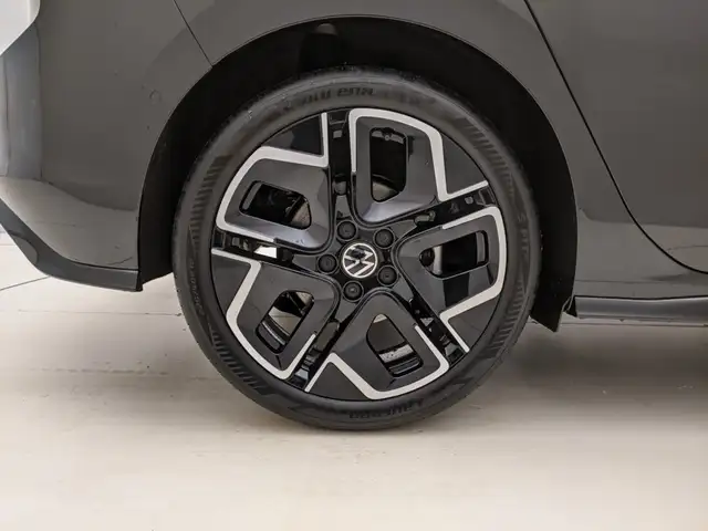 Volkswagen Golf view 10