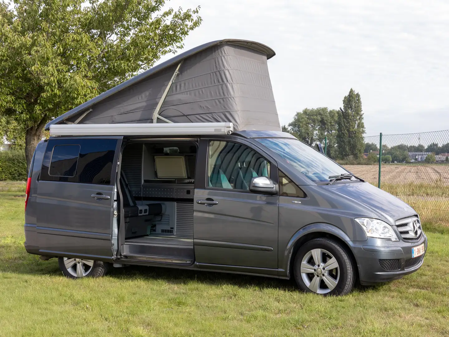 Mercedes-Benz Viano Marco Polo Сірий - 1