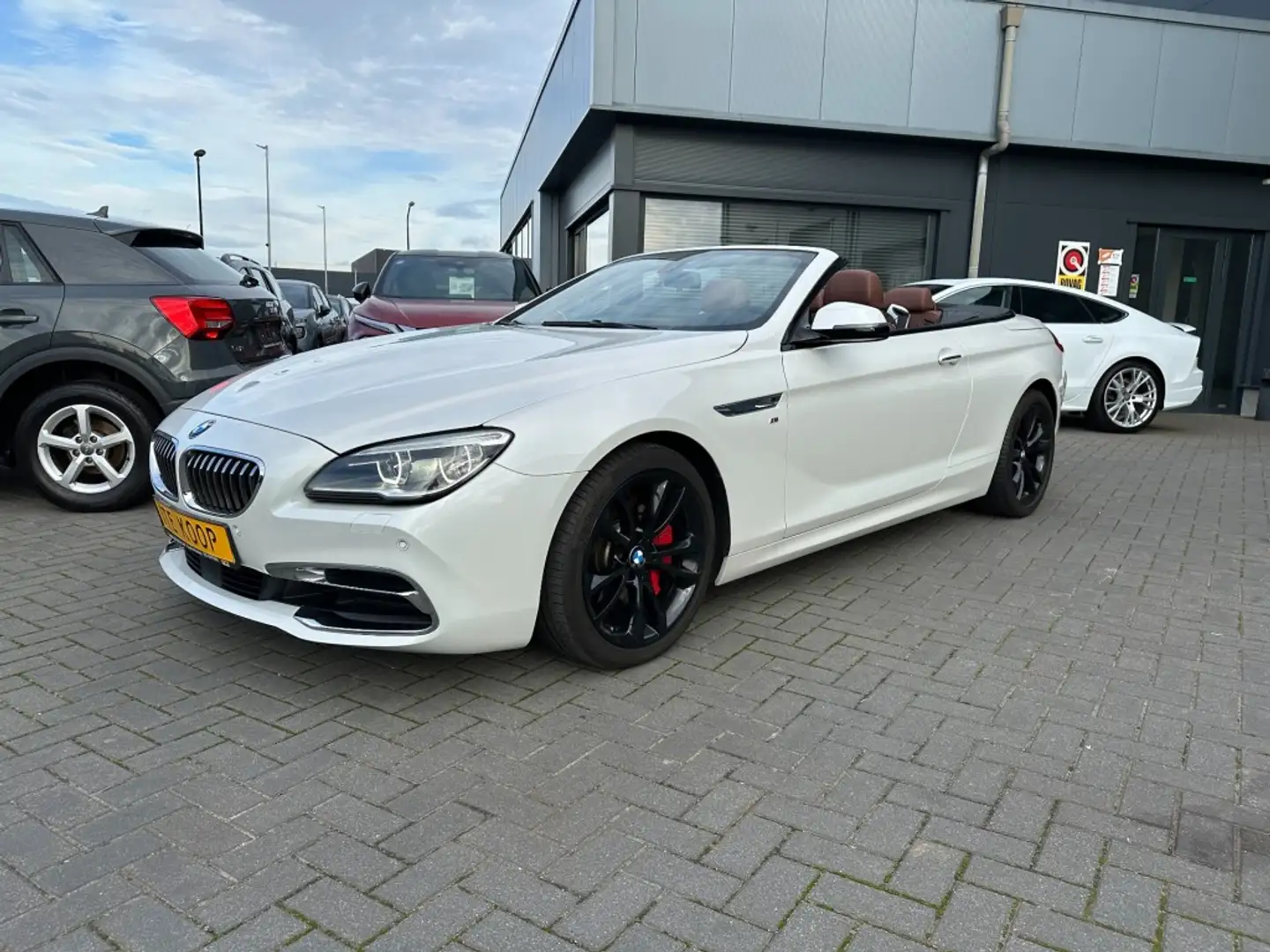 BMW 640 640i Cabrio High Executive Navi Leder 63000 KM !! Blanc - 1