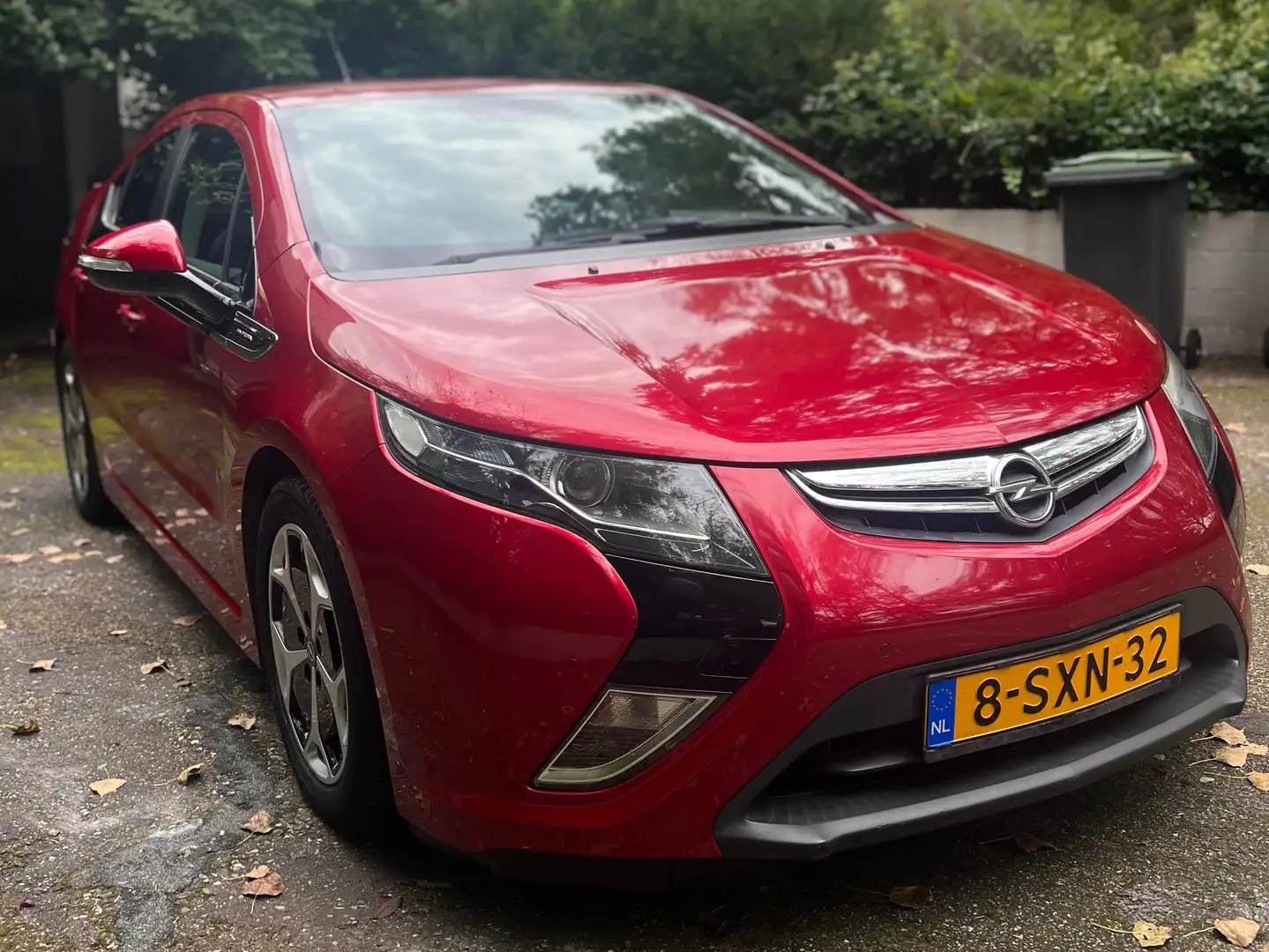 Opel Ampera 1.4 Czerwony - 2